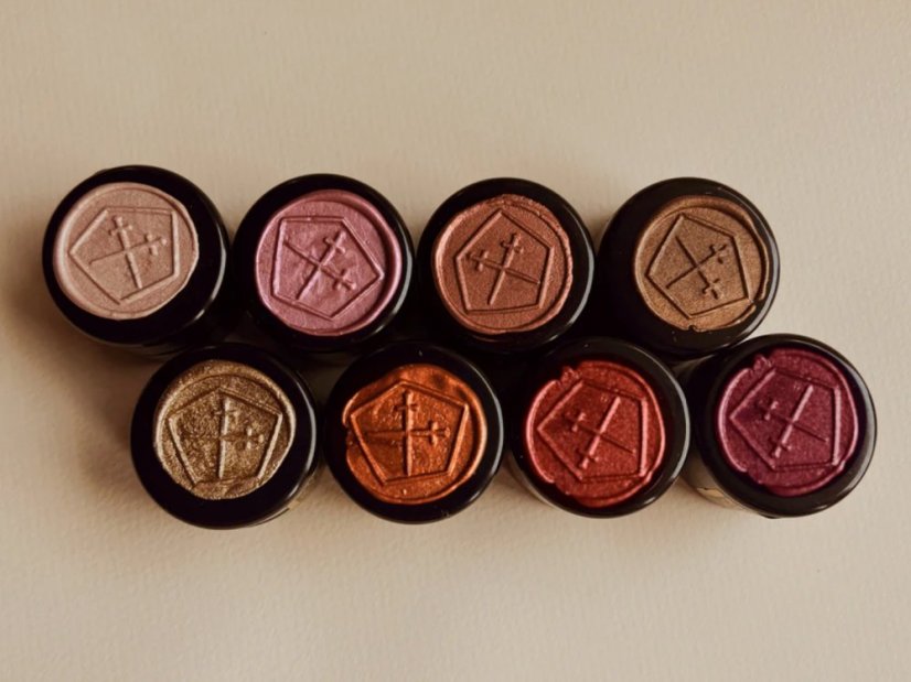 LEPAAR Tinted sole lip + face balms / Jemně tónující balzámy na rty a tvář 5ml