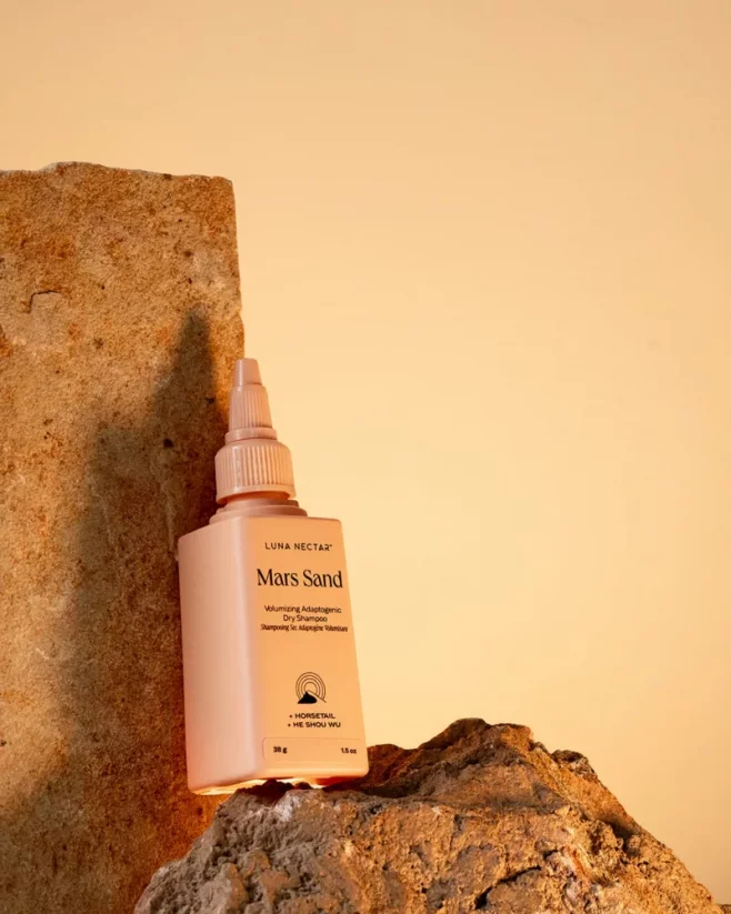 LUNA NECTAR Mars Sand Volumizing Adaptogenic Dry Shampoo 42,5g