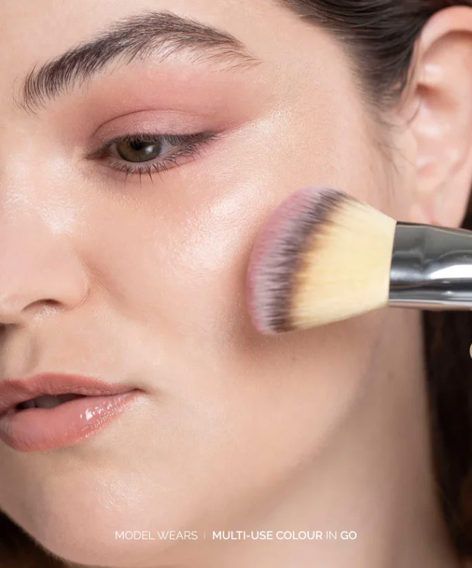 FITGLOW Multi-Use Pressed Shadow + Blush Colour stíny/ tvářenka 4g