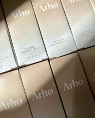 ARHO The Tinted Sunscreen SPF 30 Tónovaný Krém 30ml