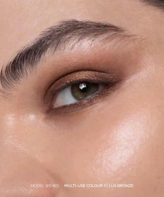 FITGLOW Multi-Use Pressed Shadow + Blush Colour stíny/ tvářenka 4g