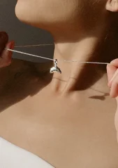NO MORE Croissant Necklace Silver