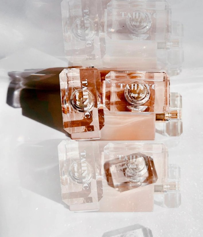 TAHNYC Cílená péče na akné s vitaminem C + peptidy SOLUTION C 30 ml