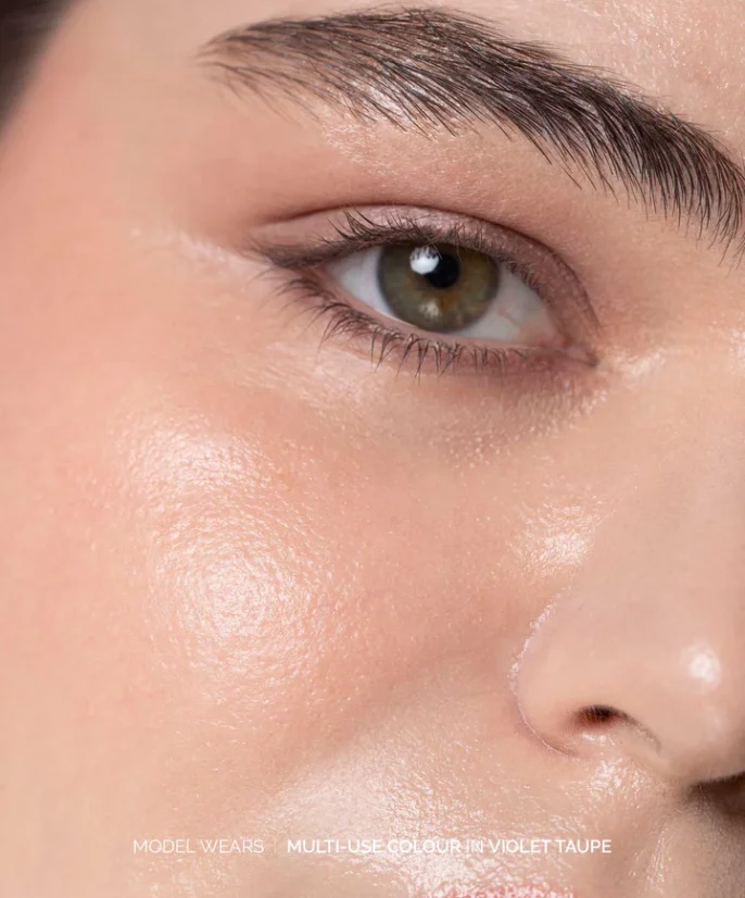 FITGLOW Multi-Use Pressed Shadow + Blush Colour stíny/ tvářenka 4g