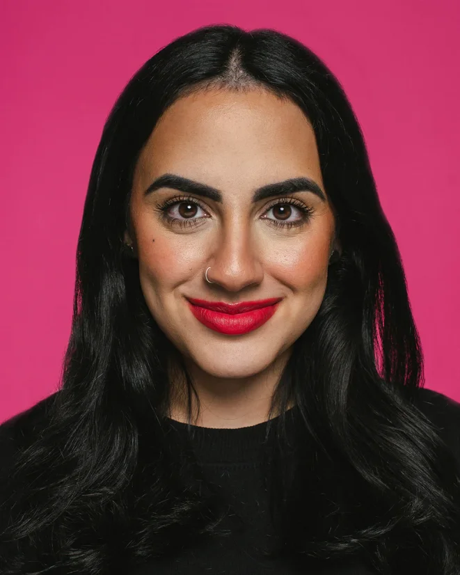 CHEEKBONE BEAUTY Rtěnka Sustain Lipstick 4g - Barva: Makoc