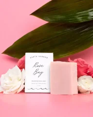 Earth Harbor ROSE BAY vyrovnávací pleťové mýdlo 113g