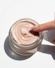 TAHNYC Hydratační rozjasňovač MOON DUST 3,5 g