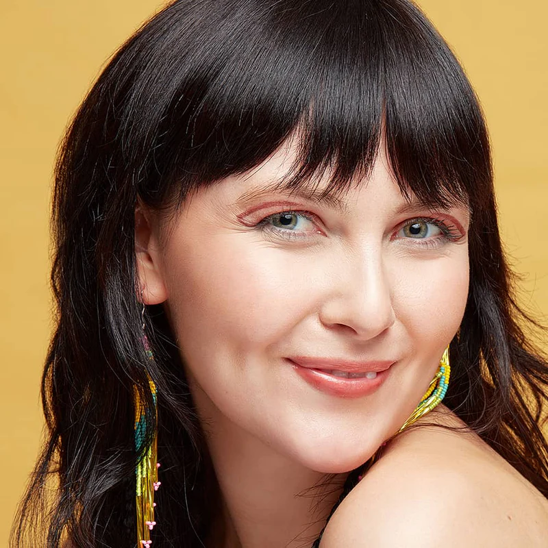 CHEEKBONE BEAUTY Lesk na rty Harmony Lip Gloss 6,4g