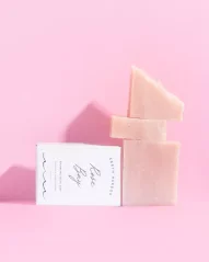 Earth Harbor ROSE BAY vyrovnávací pleťové mýdlo 113g