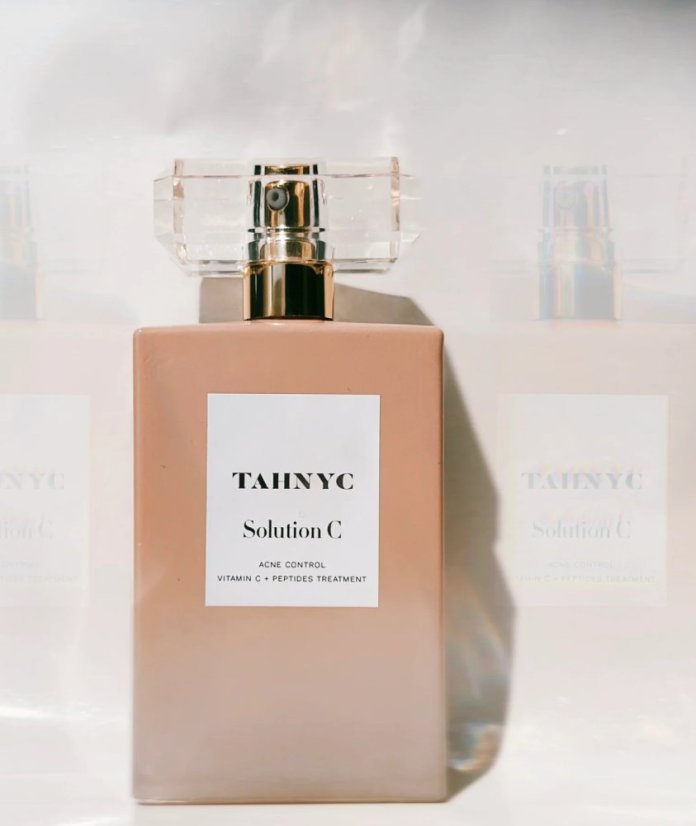TAHNYC Cílená péče na akné s vitaminem C + peptidy SOLUTION C 30 ml