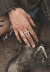 NO MORE Bold Champagne Ring Silver