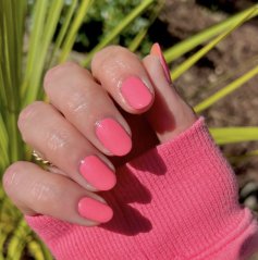 HUELLA Lak na nehty “Pink Into Despair”