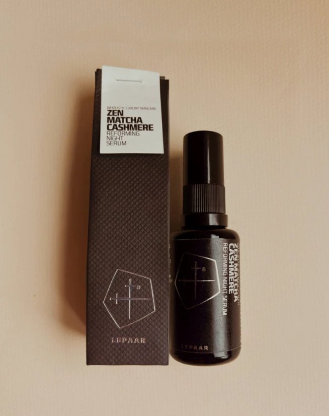 LEPAAR Zen matcha cashmere / Reformující noční sérum 30 ml