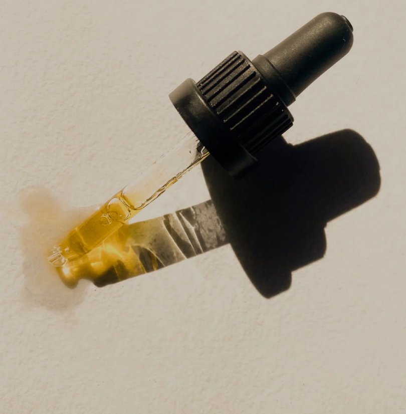 LEPAAR Yuzu vitamin C serum / Rozjasňující antioxidační koncentrát pro podporu pleti 15 ml