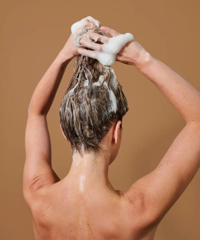 UNDER LUNA Clear Shampoo